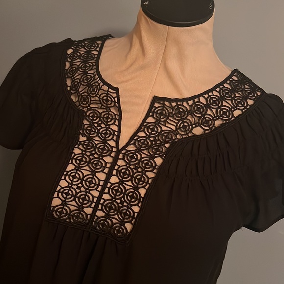 Pretty and sassy! - Picture 2 of 2